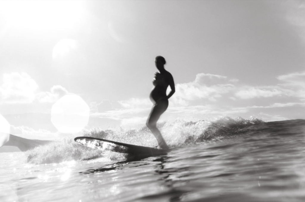 CAN YOU SURF WHILE PREGNANT: SAFE SURFING TIPS FOR EXPECTING MOTHERS