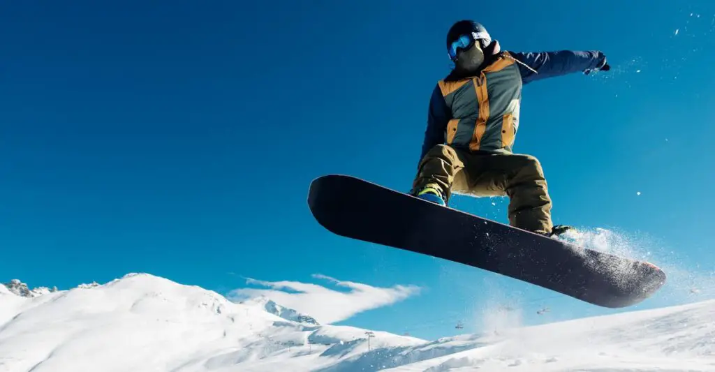 CAN YOU SNOWBOARD AT ALTA: DISCOVER THE THRILLING WINTER ADVENTURES AWAIT!